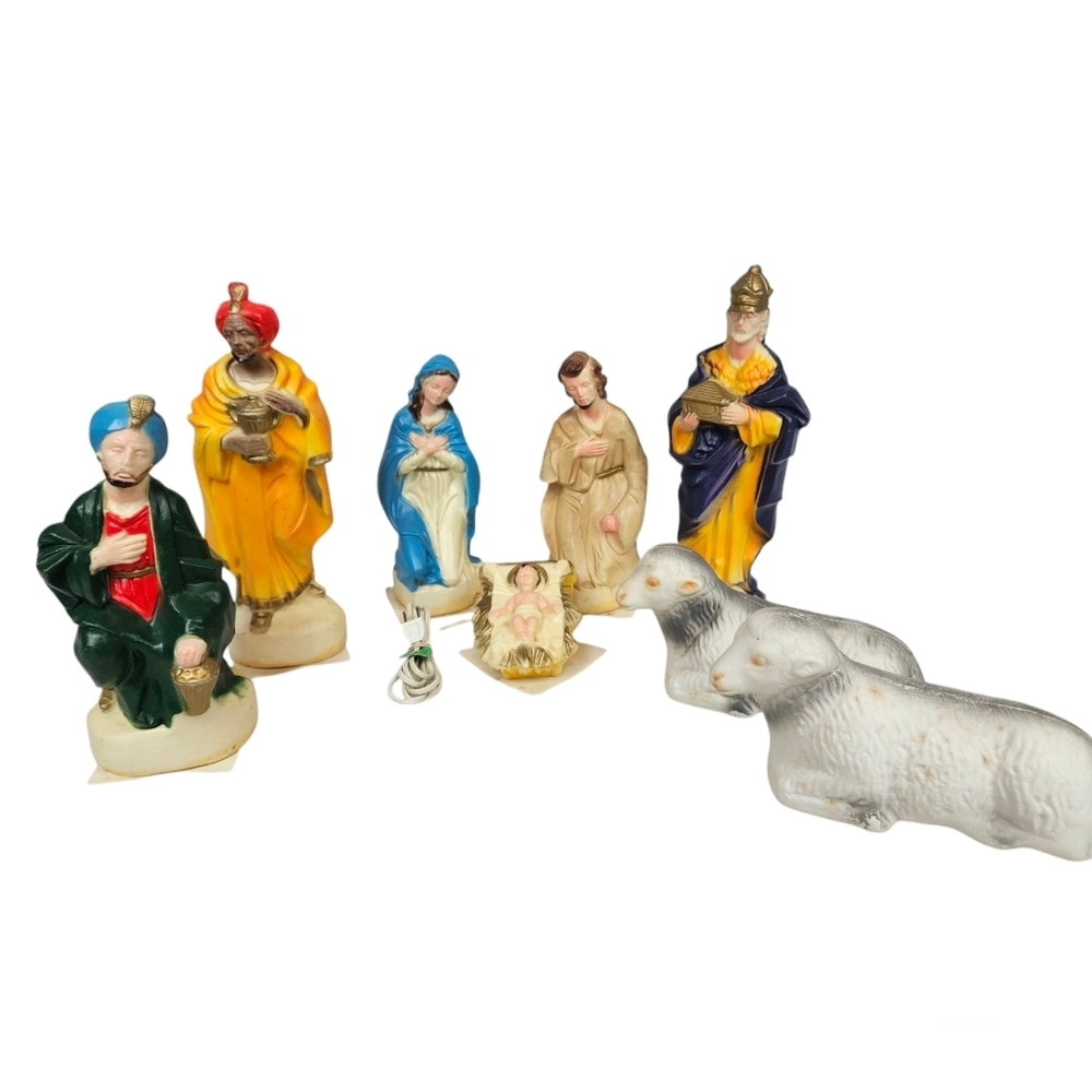 Vintage Blow Mold Nativity Scene 8 Piece Indoor Holiday Decor